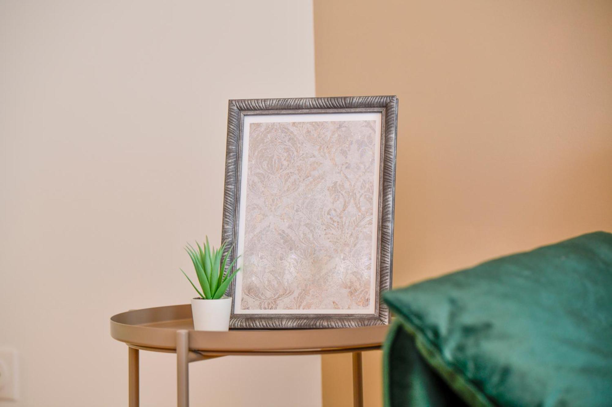 Studio Magda - Fibre Et Tv - Calme Et Confortable Saint-Quentin  Esterno foto